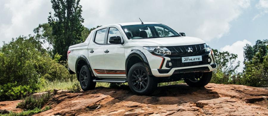  Mitsubishi Triton Double Cab Athlete 2018 года  (ZA) (фото 16 из 19)